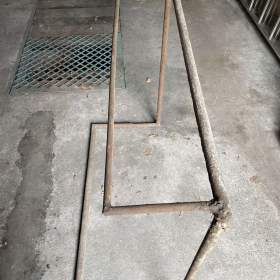 Fotka k inzerátu Prodám trubkovou konstrukci branky / 18509432