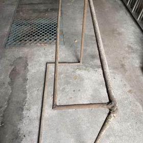 Fotka k inzerátu Prodám trubkovou konstrukci hokejové branky / 19342852