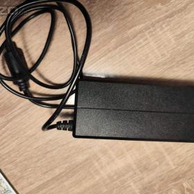 Fotka k inzerátu adapter HP 19V -  90W  / 19339069