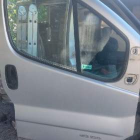 Renault Trafic Vivaro 1.9dci 74kw díly / 19547183