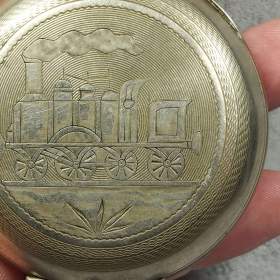Foto inzerátu Monstrózní staré kapesní hodinky s lokomotivou, 66mm, 202g