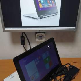 Dotykový tableto notebook Lenovo IdeaPad Yoga 300- 11IBY / 19547426