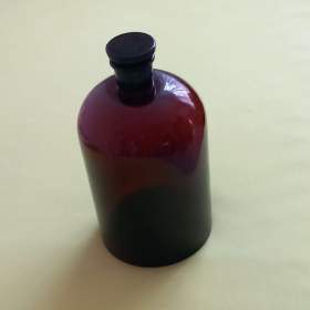 Foto inzerátu Sleva ! Stará lékárenská dóza, hnědá, zabroušený uzávěr.