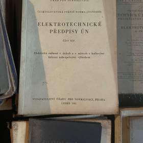 Foto inzerátu Nabízím starší technickou literaturu
