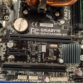 Foto inzerátu základní deska GA-F2A58M + CPU + RAM
