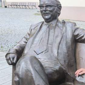 Hledám tlustou krasavici  / 19554722