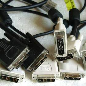 Fotka k inzerátu kabely propojovací DVI / 19446587