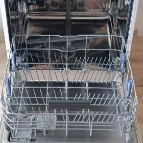 Foto inzerátu  MYČKA NA NÁDOBÍ MODEL.DFN 26321W