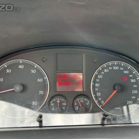 Foto inzerátu VW CADDY 1.6 75KW 2008 DIGI KLIMA VYHŘÍVANÉ SEDADLA 7 MÍST