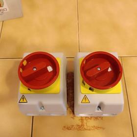 Foto inzerátu 2KS.VAČKOVY SPÍNAČ S25  JPU 1103 A6R.