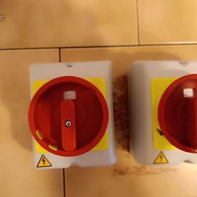 Foto inzerátu 2KS.VAČKOVY SPÍNAČ S25  JPU 1103 A6R.