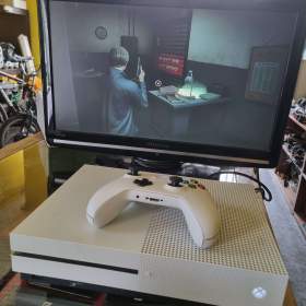 Xbox One S 500Gb / 19559676