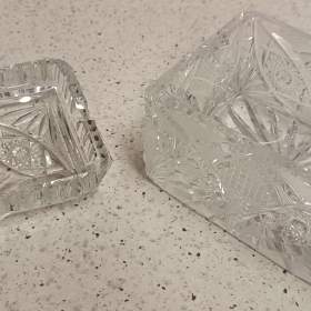 Foto inzerátu Broušená skleněná dóza