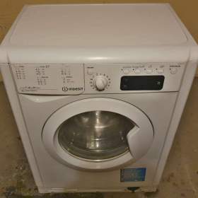 PRACKA INDESIT, BOCNI PLNENI,6KG, DISPLEJ, PLNE FUNKCNI, / 19563043
