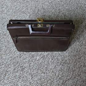 Fotka k inzerátu Kožená aktovka / 19198953