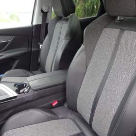 Foto inzerátu Peugeot 3008 1.2 PureTech 96 kW – pravidelný servis 