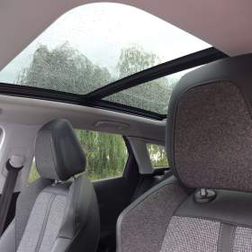 Foto inzerátu Peugeot 3008 1.2 PureTech 96 kW – pravidelný servis 