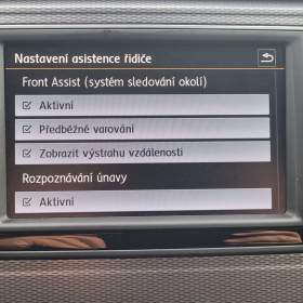 Foto inzerátu VW Golf Sportsvan 1,2 TSi 81kW benzín Lounge