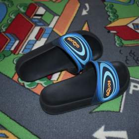 Fotka k inzerátu Prodám dětské pantofle / 15217995