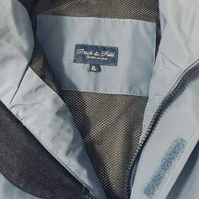 Foto inzerátu Panská nepromokavá bunda Track&Field.