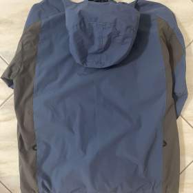 Foto inzerátu Panská nepromokavá bunda Track&Field.