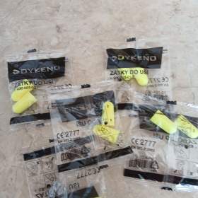 Fotka k inzerátu Zátky do uší  / 19506526