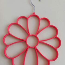 Foto inzerátu Ramínko na šály a šátky 