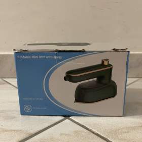 Fotka k inzerátu Nová cestovní žehlička. / 18048395