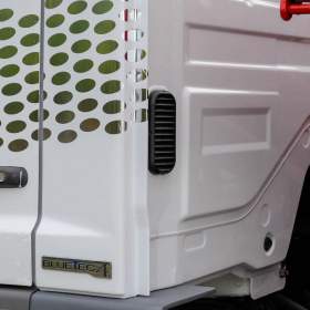 Foto inzerátu MERCEDES ATEGO 1218 TŘÍSTRANNÝ SKLÁPĚČ + HYDRAULICKÁ RUKA