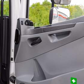 Foto inzerátu MERCEDES ATEGO 1218 TŘÍSTRANNÝ SKLÁPĚČ + HYDRAULICKÁ RUKA