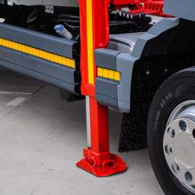 Foto inzerátu MERCEDES ATEGO 1218 TŘÍSTRANNÝ SKLÁPĚČ + HYDRAULICKÁ RUKA