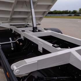 Foto inzerátu MERCEDES ATEGO 1218 TŘÍSTRANNÝ SKLÁPĚČ + HYDRAULICKÁ RUKA