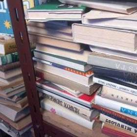 Foto inzerátu Prodám větší množství knih