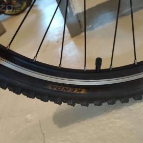 Foto inzerátu GALAXY PAVO 24 - nové, nevhodný dárek