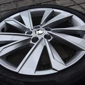 Foto inzerátu Š.Fabia IV/VW Polo. S.Ibiza -NOVÁ zimní ALU sada 215/45R17