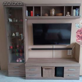 Fotka k inzerátu Obývací stěna a stůl (dub sonoma) / 19364019