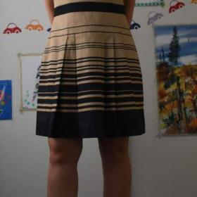 Foto inzerátu Prodám dámské šaty