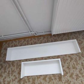 Fotka k inzerátu Police 2 ks / bílé / 18627315