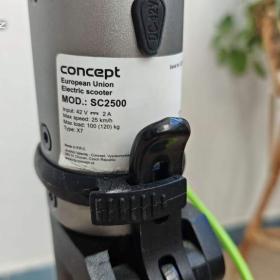 Foto inzerátu Prodám elektrokoloběžku Concept SC2500 Crossader 2.5 bez baterie