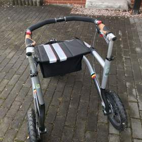 Foto inzerátu Prodám chodítko zn. Veloped Tour 14r