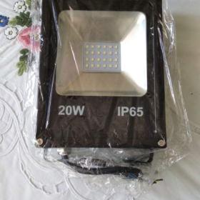 Fotka k inzerátu Led venkovní reflektor  / 19410169