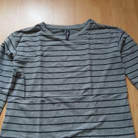 Šedo černá mikina  / 19592005