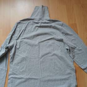 Foto inzerátu Dámský rolák šedý