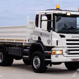 Foto inzerátu SCANIA P440 4X4 TŘÍSTRANNÝ SKLÁPĚČ / VYKLÁPĚČ 53.000KM EU5