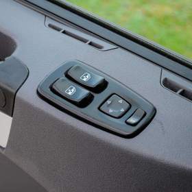 Foto inzerátu SCANIA P440 4X4 TŘÍSTRANNÝ SKLÁPĚČ / VYKLÁPĚČ 53.000KM EU5