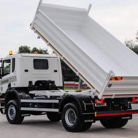 Foto inzerátu SCANIA P440 4X4 TŘÍSTRANNÝ SKLÁPĚČ / VYKLÁPĚČ 53.000KM EU5