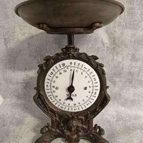 Foto inzerátu Velmi pěkné jednomiskové figurální 10kg váhy.