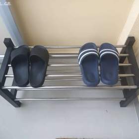2x Botníky IKEA TJUSIG, černé / 19594970