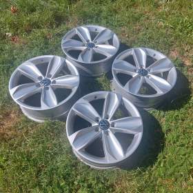 Foto inzerátu Alu kola 17 Volkswagen Passat