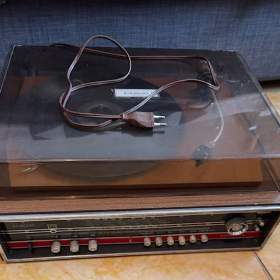 Foto inzerátu EUROPHON M 5000-GRAMOFON + RÁDIO